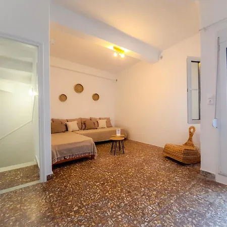 Sophellie's Place Apartment