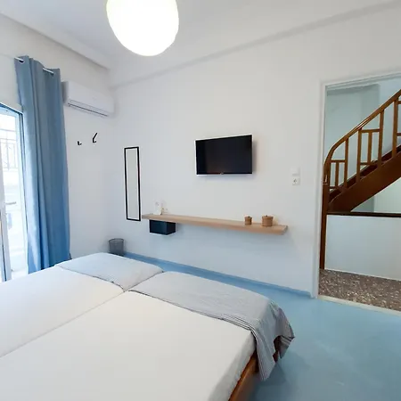 Sophellie's Place Apartment *
