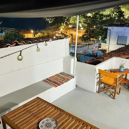 Sophellie's Place * Skiathos Town